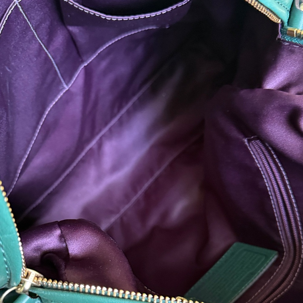 VINTAGE Coach Dark Green Leather Satchel with Gold Hardware - Picture 16 of 16
